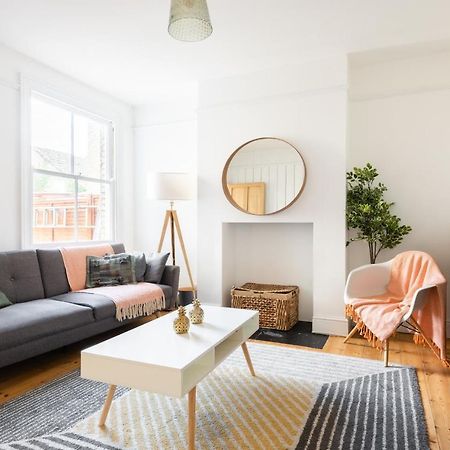 The Magdalene Cottage - Modern & Comfortable 4Bdr Family Home CBG Exteriör bild