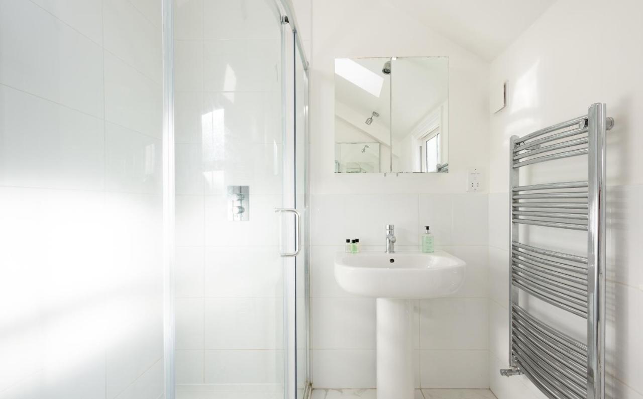 The Magdalene Cottage - Modern & Comfortable 4Bdr Family Home CBG Exteriör bild